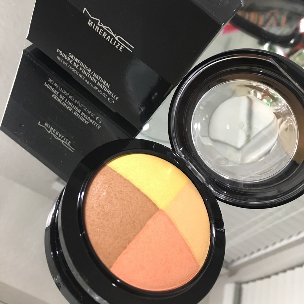 MAC Mineralized Skinfinish Natural Sunnyside